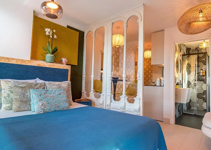 Regency Luxe Apartment Torremolinos